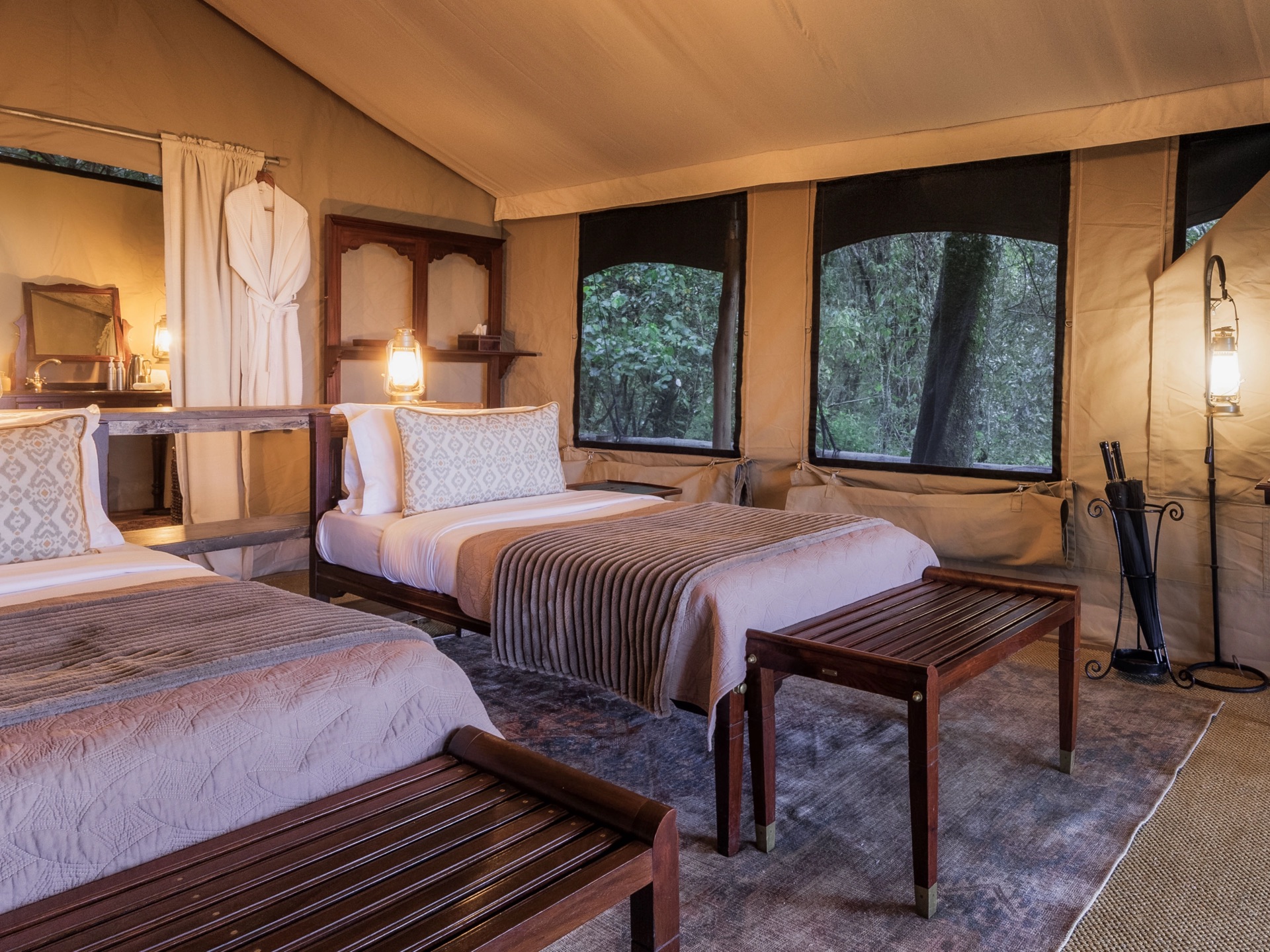 kenya offbeat ndoto tented camp bedroom 01